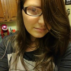 Meet your Posher, Annie